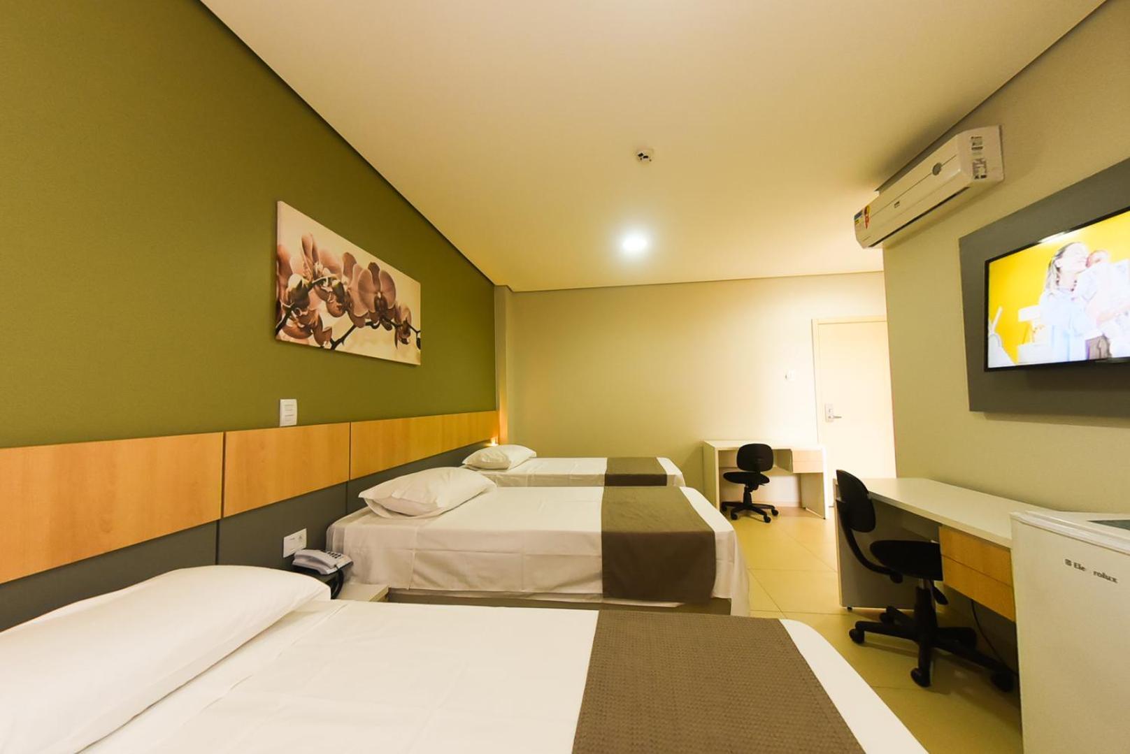 Hotel Plaza Garden กัสกาเวล ภายนอก รูปภาพ
